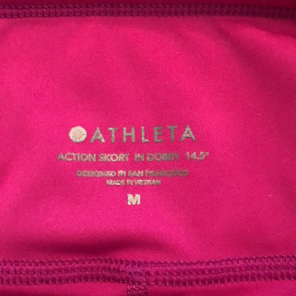 Athleta Action Skort in Dobby 14.5” Fuschia size Medium - Picture 9 of 12